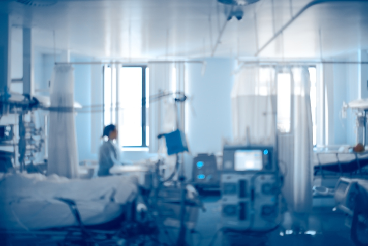 Complete Guide to an ICU Nursing Career